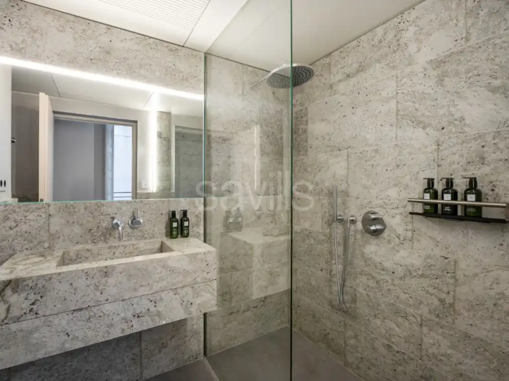 Bathroom of Apartments for rent in Ciutat Vella