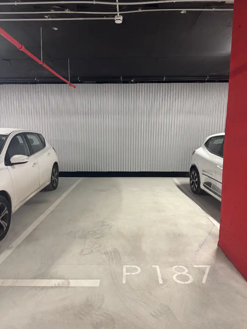 Parkplatz von Wohnung zur Miete in Málaga mit Klimaanlage, Terrasse und Abstellraum