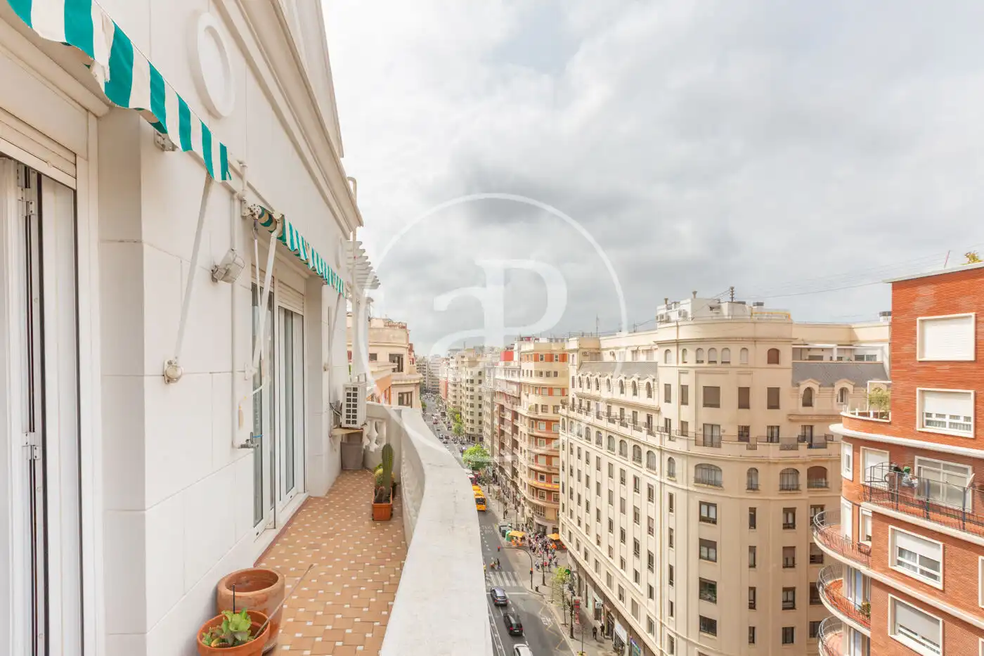 Vista exterior de Ático en venta en Valencia con Aire acondicionado, Calefacción y Terraza