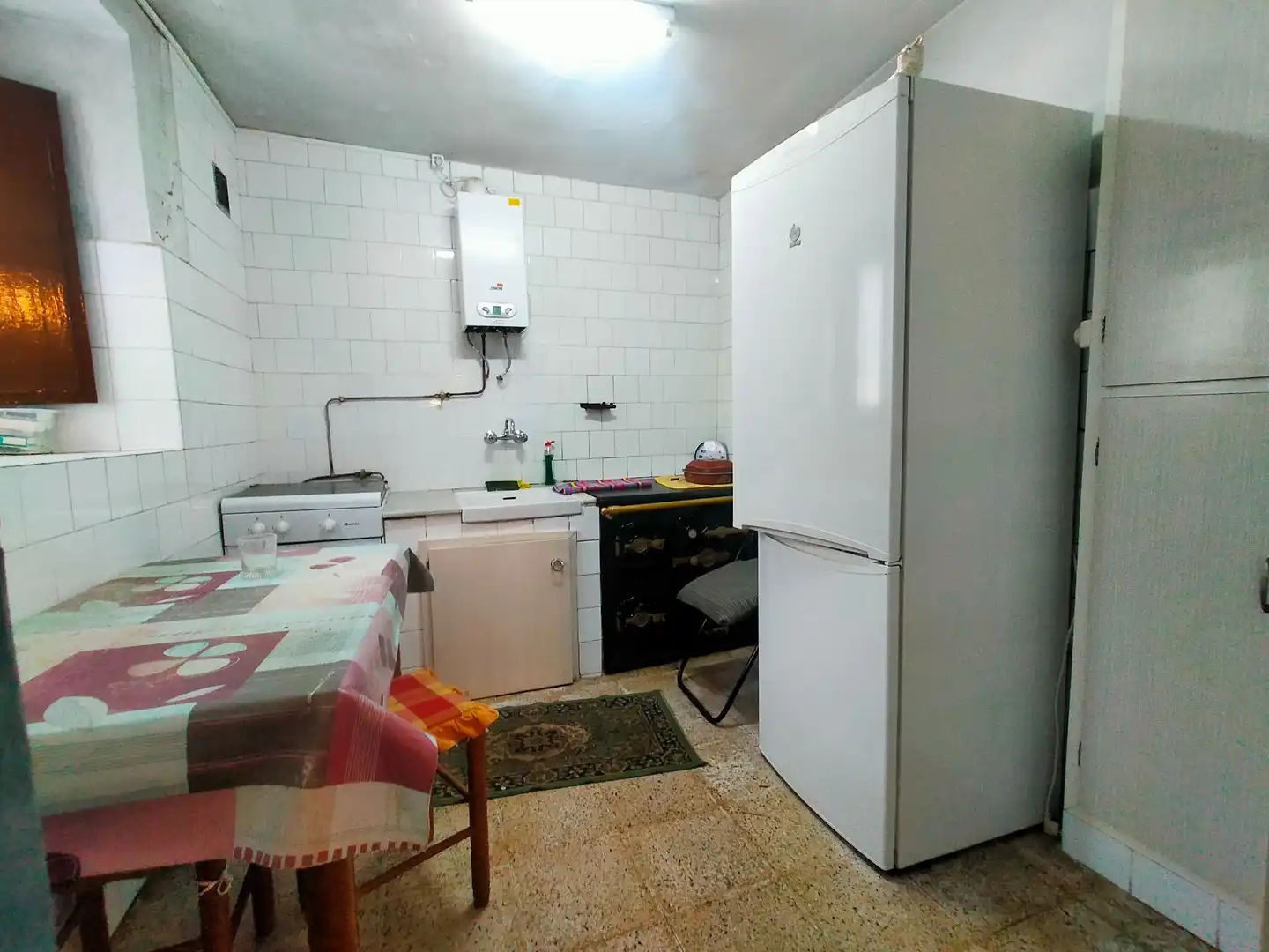 Cocina de Finca rústica en venta en Pravia con Calefacción, Jardín privado y Trastero