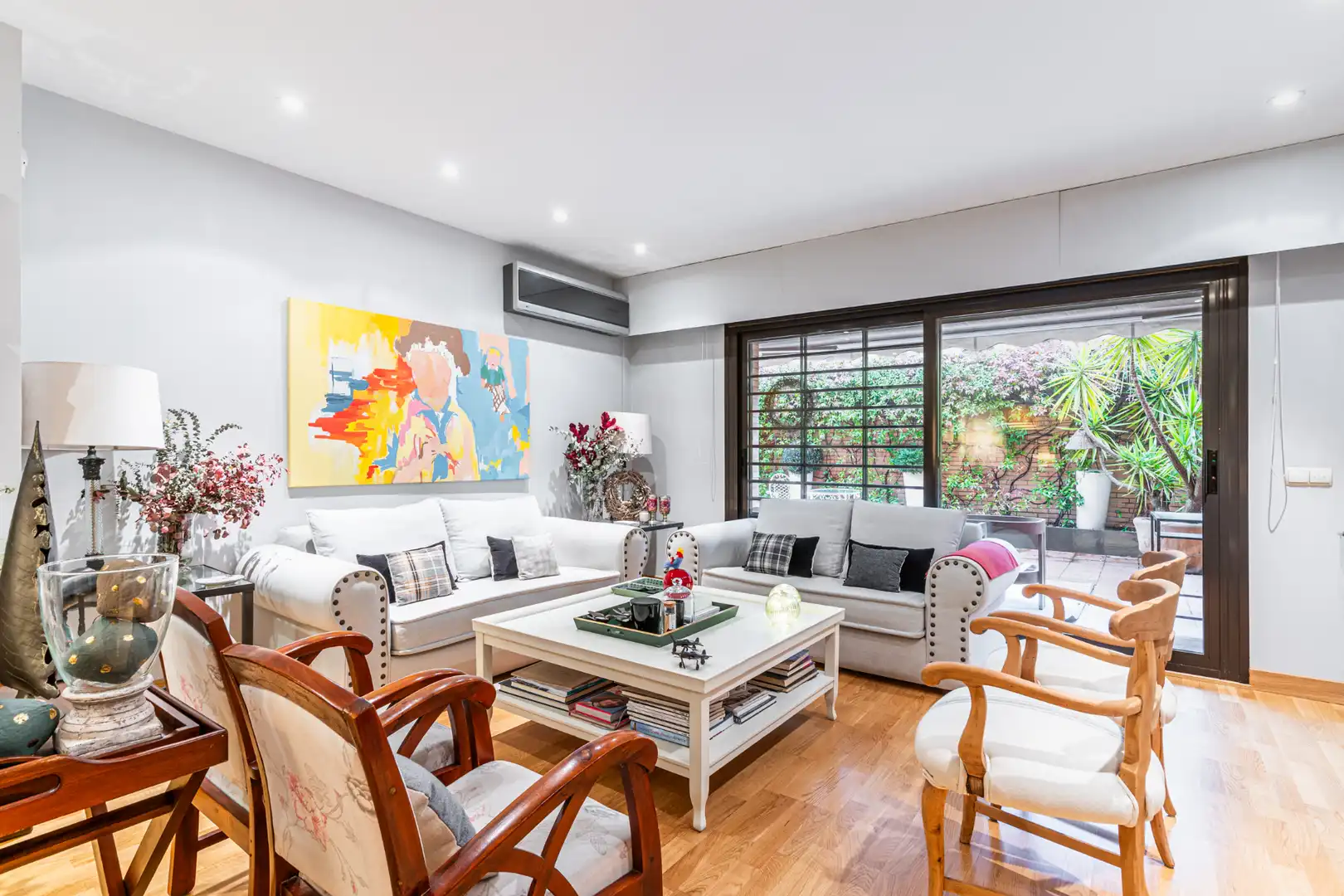 Sala de estar de Piso en venta en Las Rozas de Madrid con Aire acondicionado, Calefacción y Jardín privado