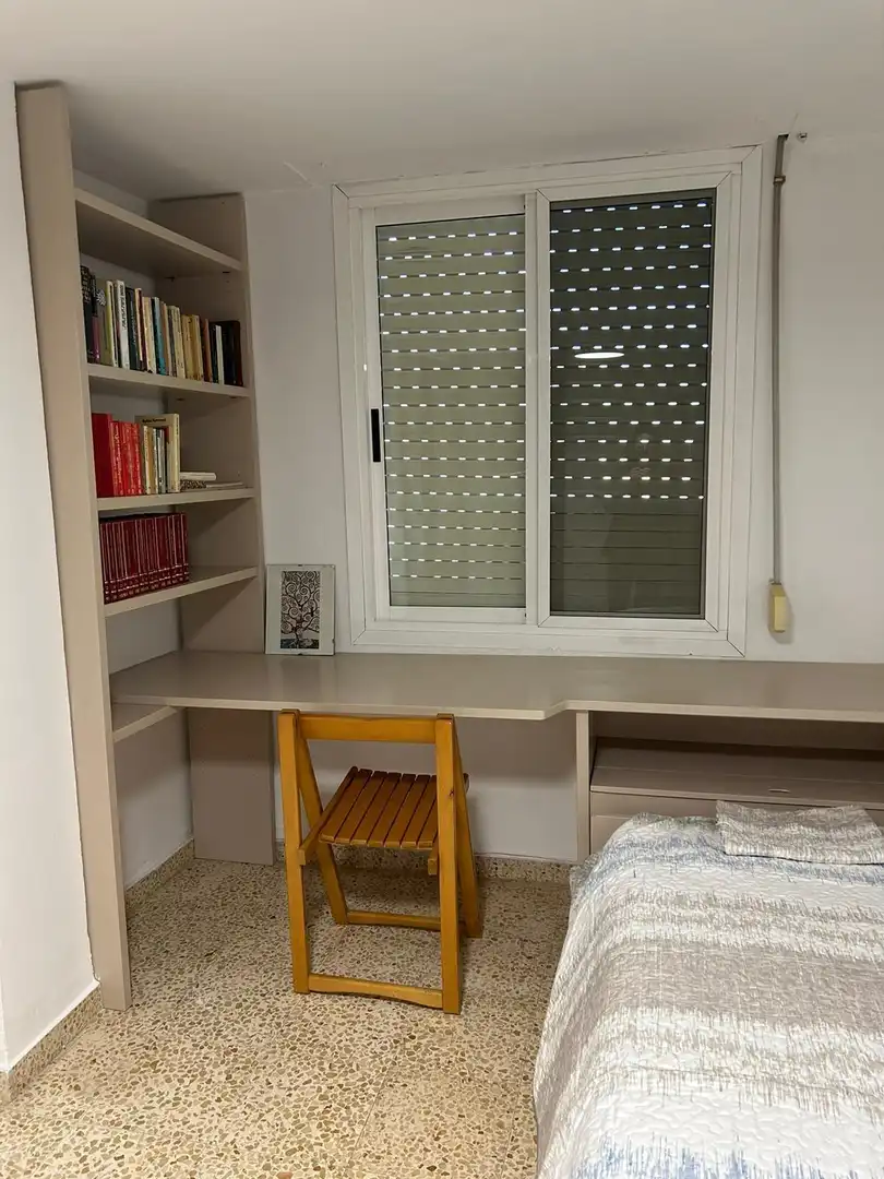Habitación de Piso de alquiler en Alboraya con Amueblado y Balcón