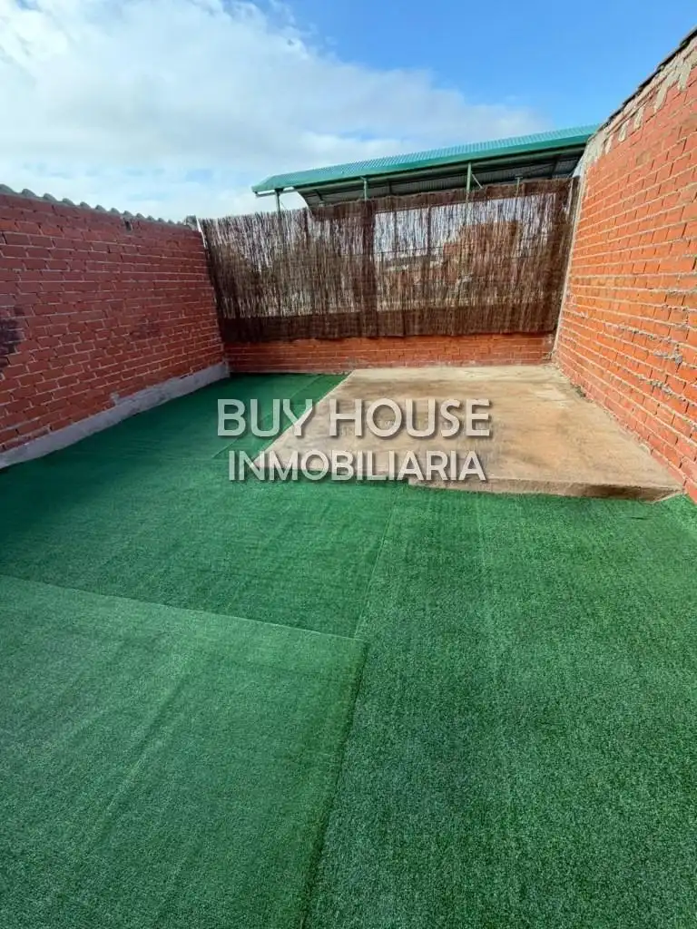 Terraced house with garden for sale in Cobeja, imagen 2