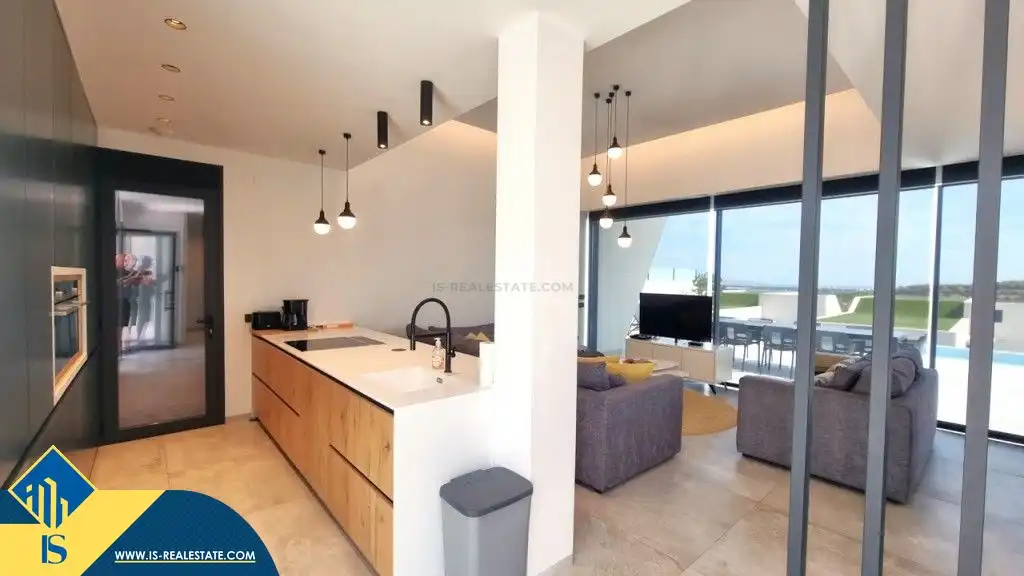 Villa con piscina in vendita a Centro, imagen 5