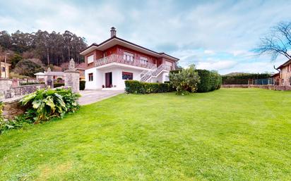 Jardí de Casa o xalet en venda en Camargo amb Calefacció, Jardí privat i Terrassa