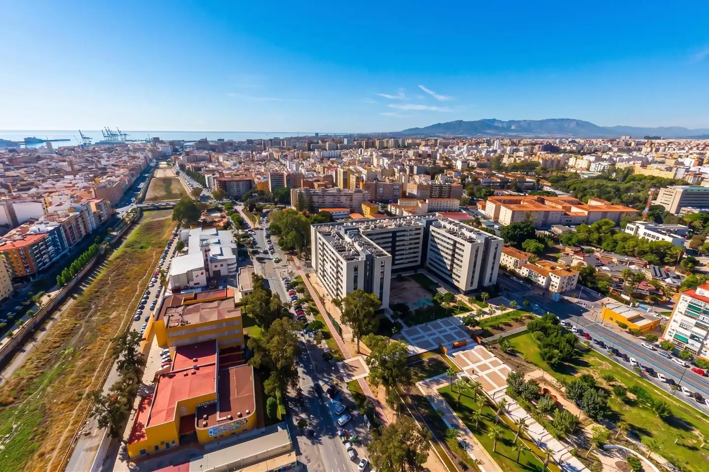 Vista exterior de Pis de lloguer en Málaga amb Aire condicionat, Traster i Moblat