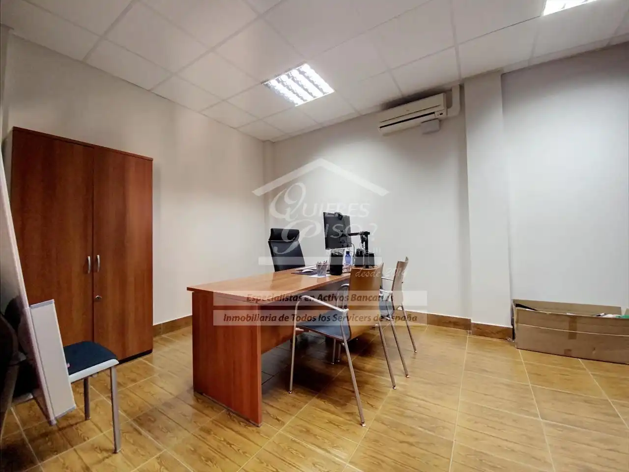 Oficina en venta en Santa Lucía de Tirajana con Aire acondicionado y Amueblado