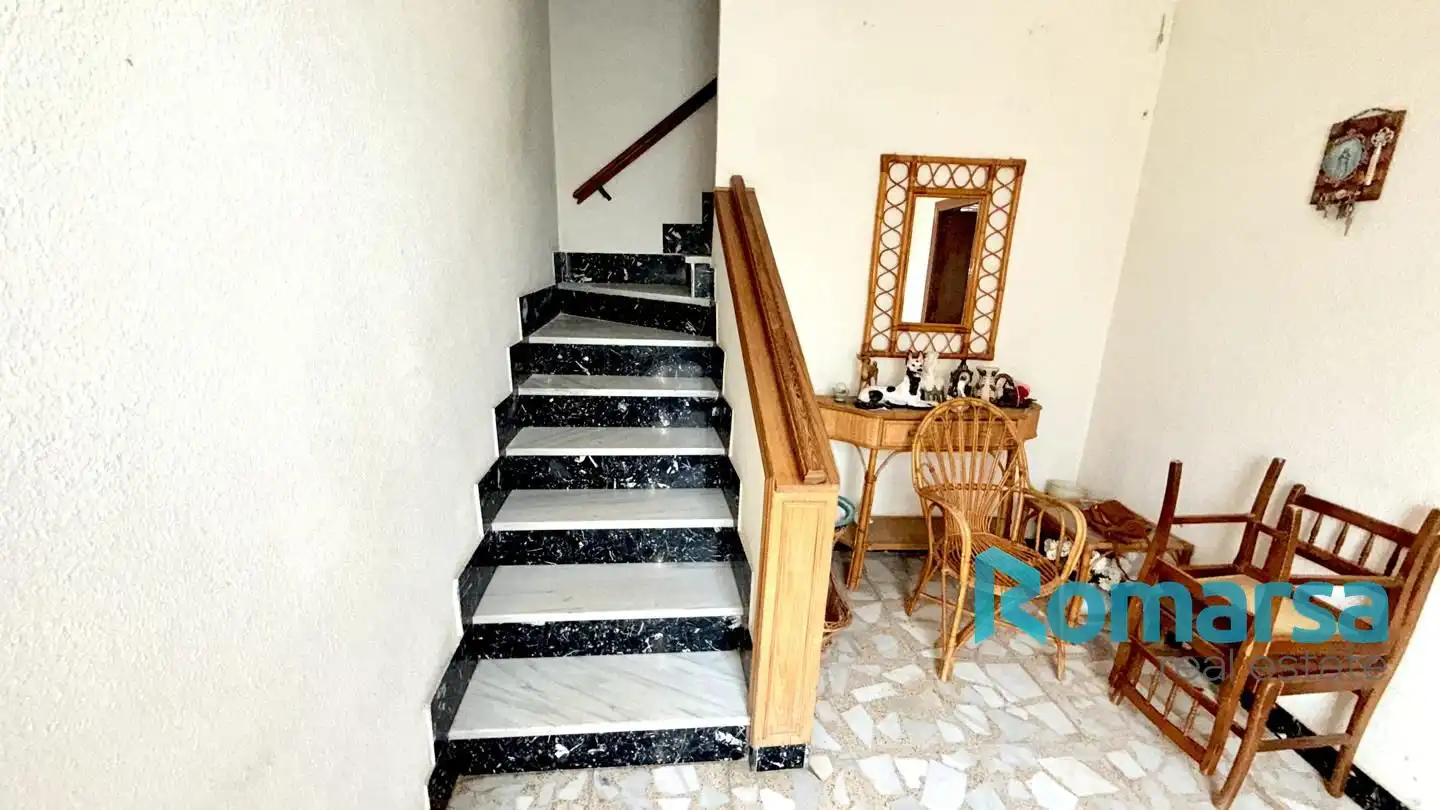 Einfamilien-Reihenhaus zum Verkauf in El Parral mit Heizung und Terrasse