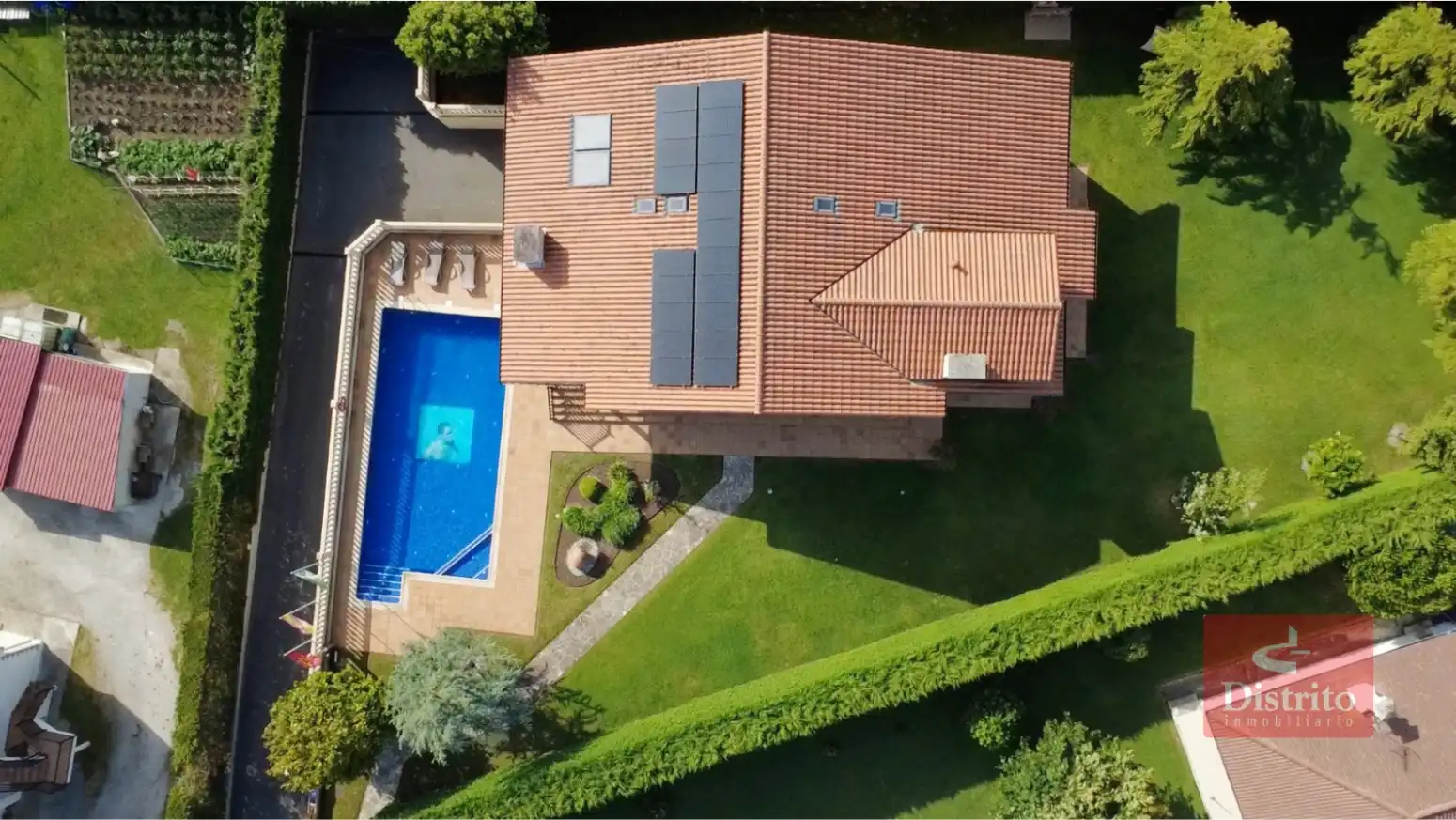 Casa amb terrassa en venda a Soto de la Marina - Murillo