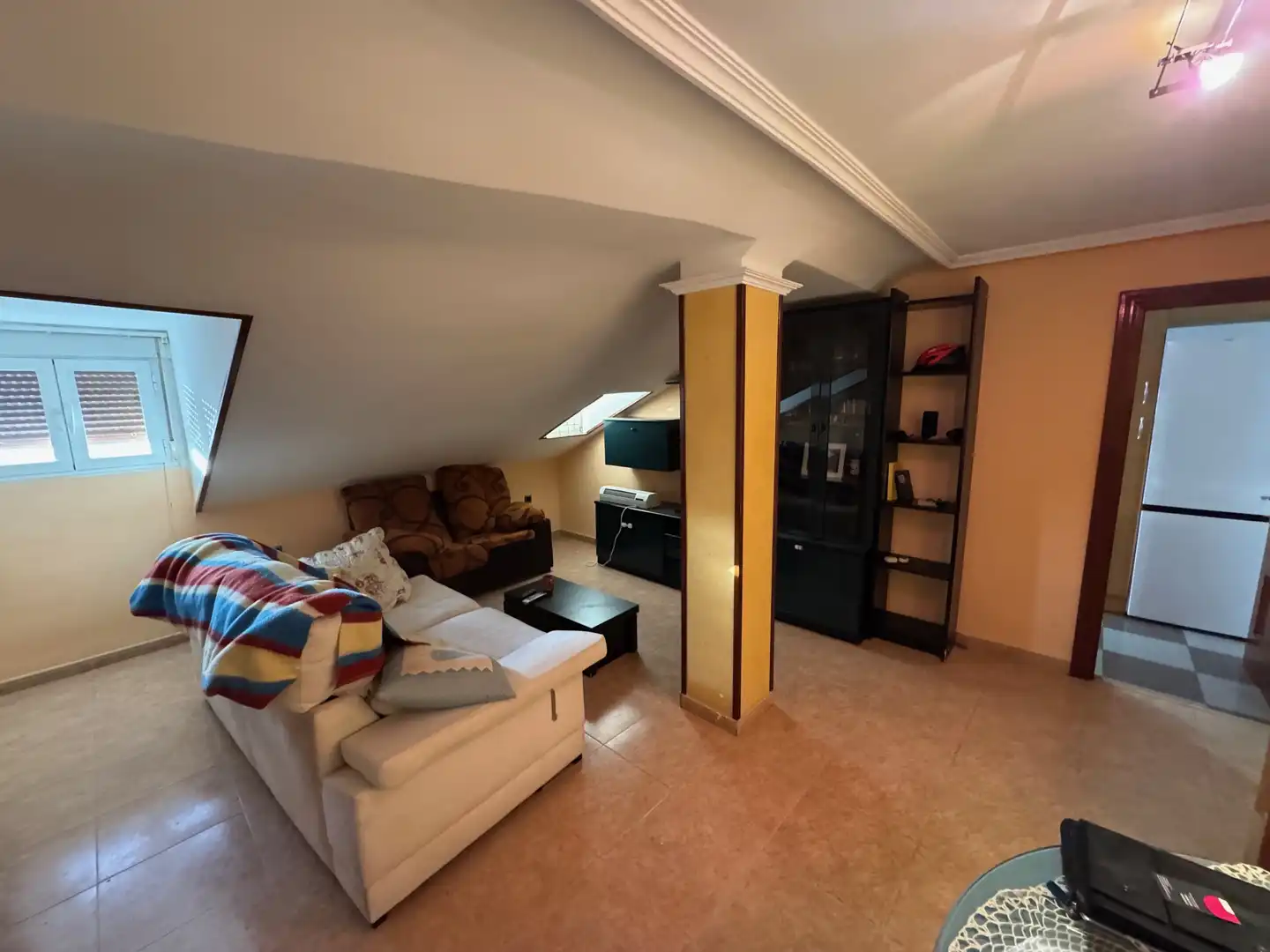 Living room of Flat for sale in Nava del Rey  with Heating, Furnished and Oven