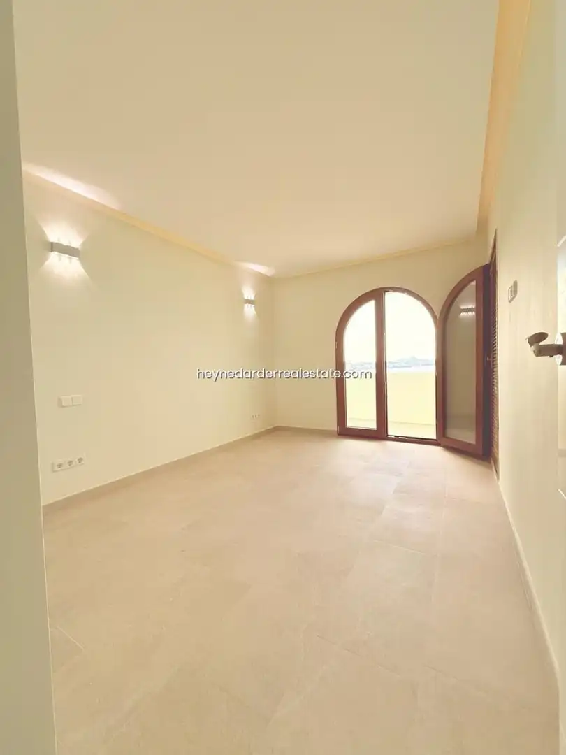 Living room of Flat for sale in Calvià  with Air Conditioner, Heating and Terrace