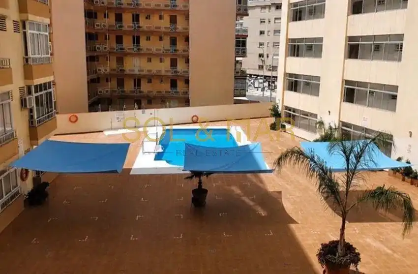 Apartamento con piscina en alquiler en Centro, imagen 2
