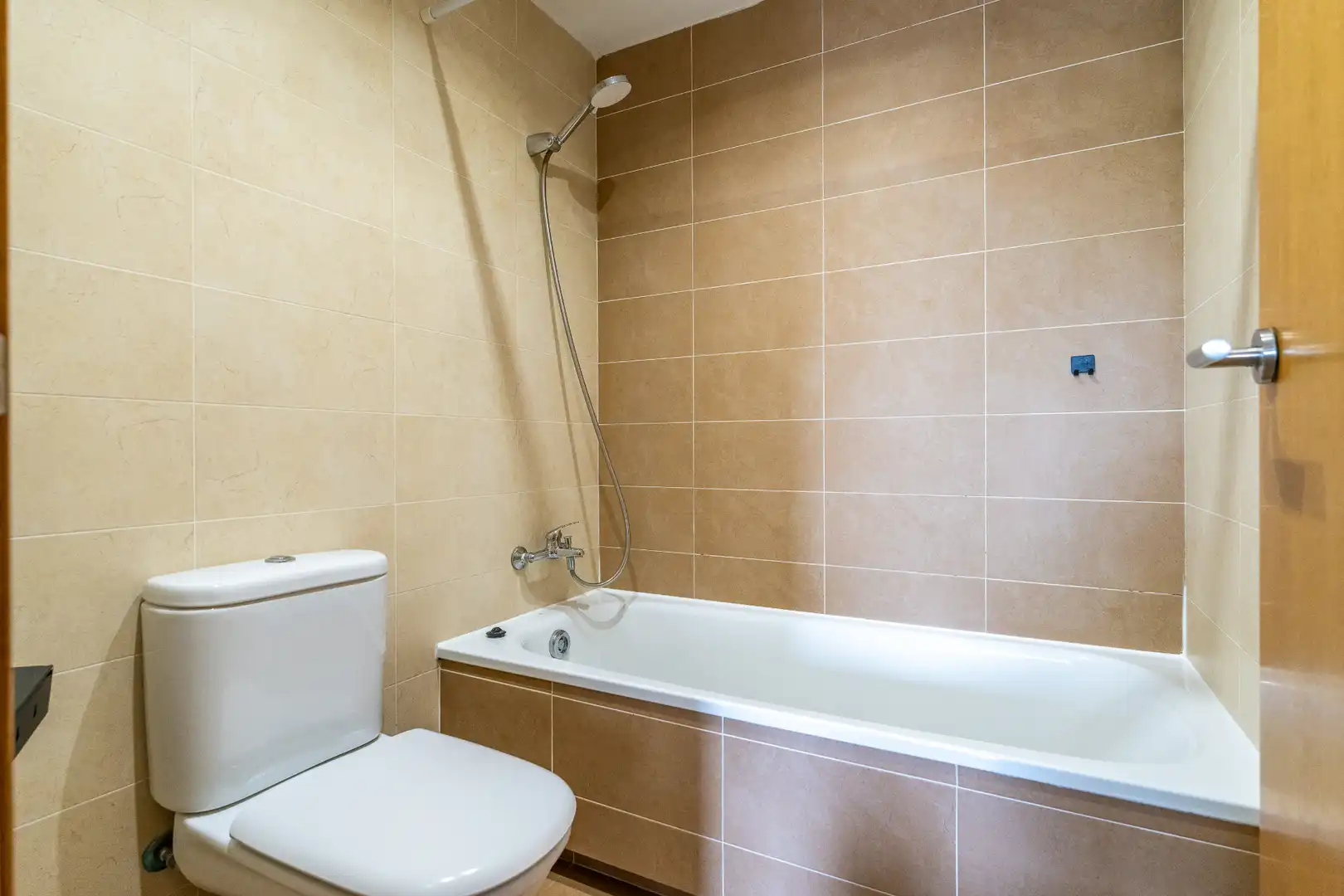 Baño de Piso en venta en Reus con Aire acondicionado, Calefacción y Parquet