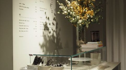 Photo 3 of Premises for transfer in Calle de Francisco de Vitoria, 14, Paseo Constitución - Las Damas, Zaragoza Capital