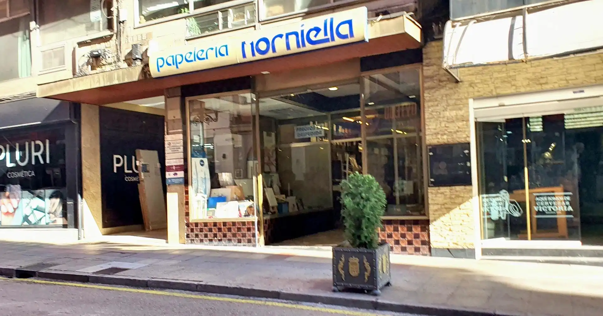 Locale commerciale in cessione a Calle Calle Covadonga, imagen 19