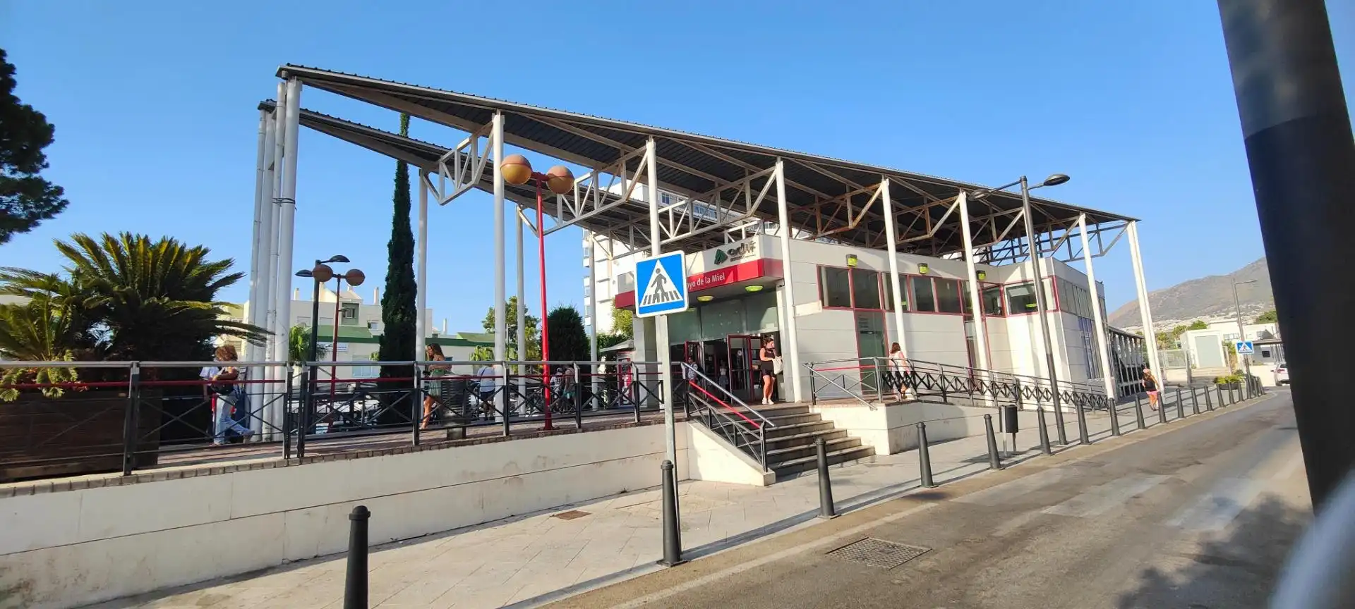 Vista exterior de Pis en venda en Benalmádena amb Aire condicionat, Terrassa i Moblat