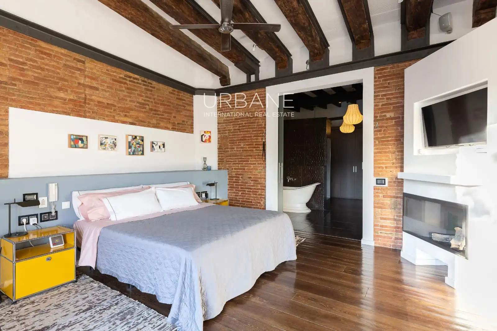 Dormitori de Àtic en venda en Barcelona amb Aire condicionat, Calefacció i Terrassa