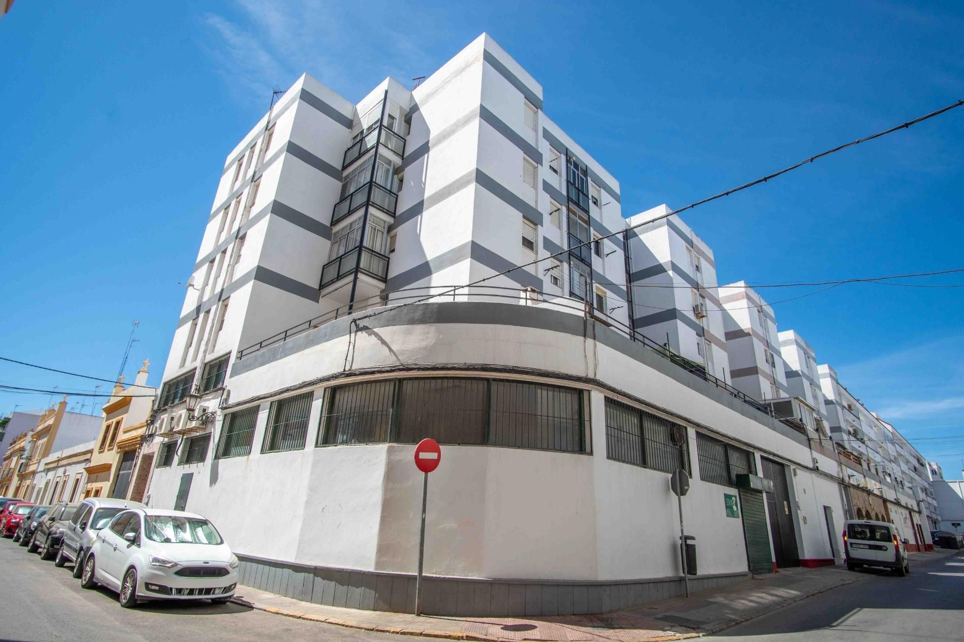 Vista exterior de Pis en venda en San Fernando amb Terrassa
