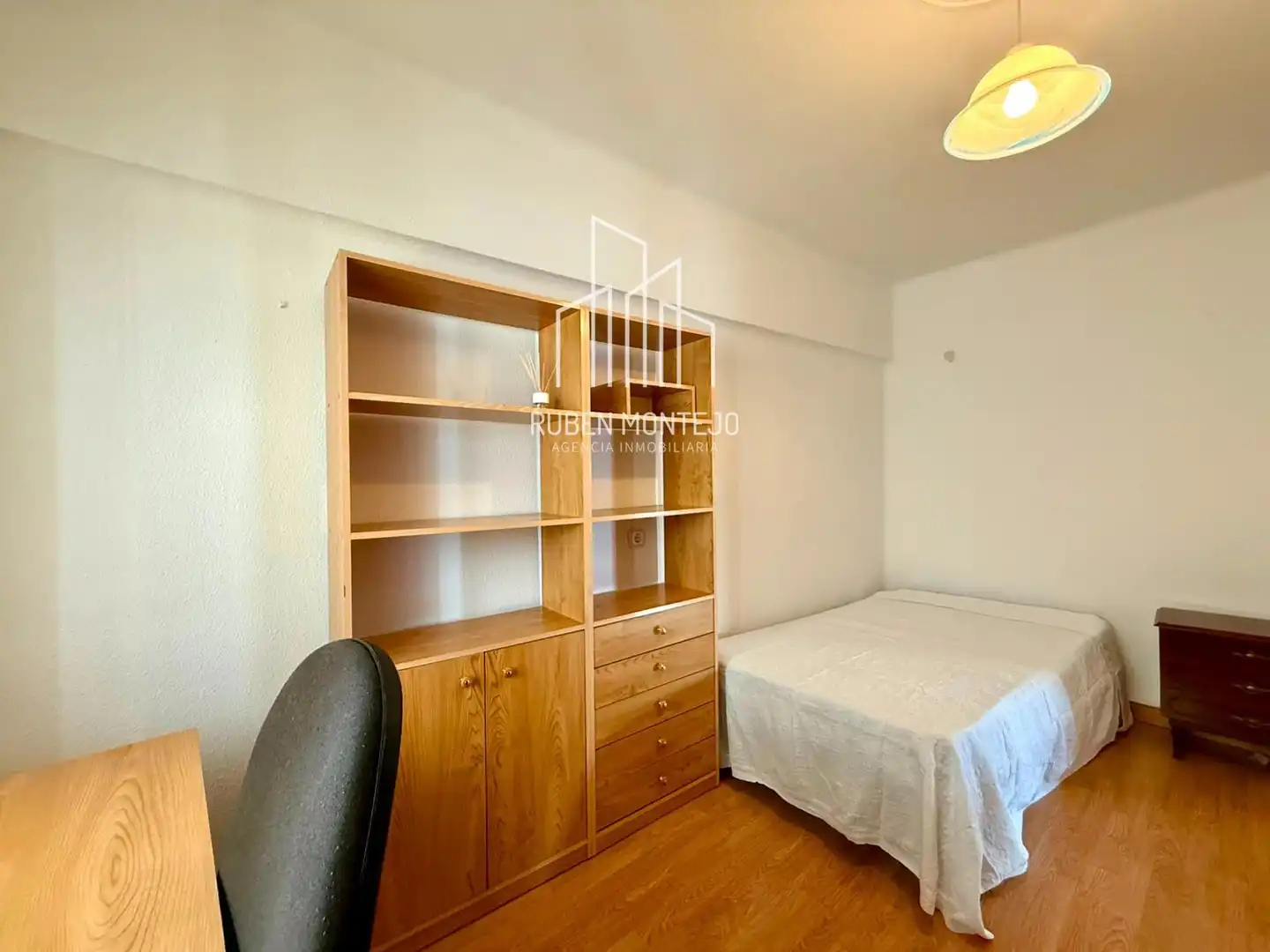 Bedroom of Flat for rent in Salamanca  with Heating, Terrace and Furnished