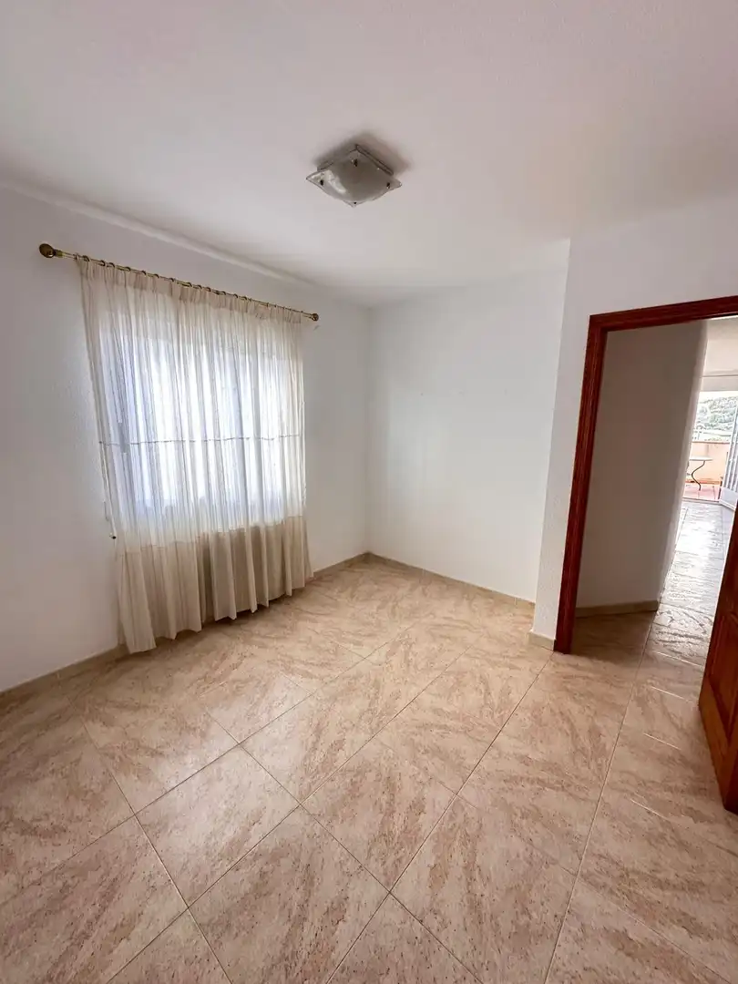 Dormitori de Casa adosada en venda en La Nucia amb Jardí privat, Terrassa i Traster