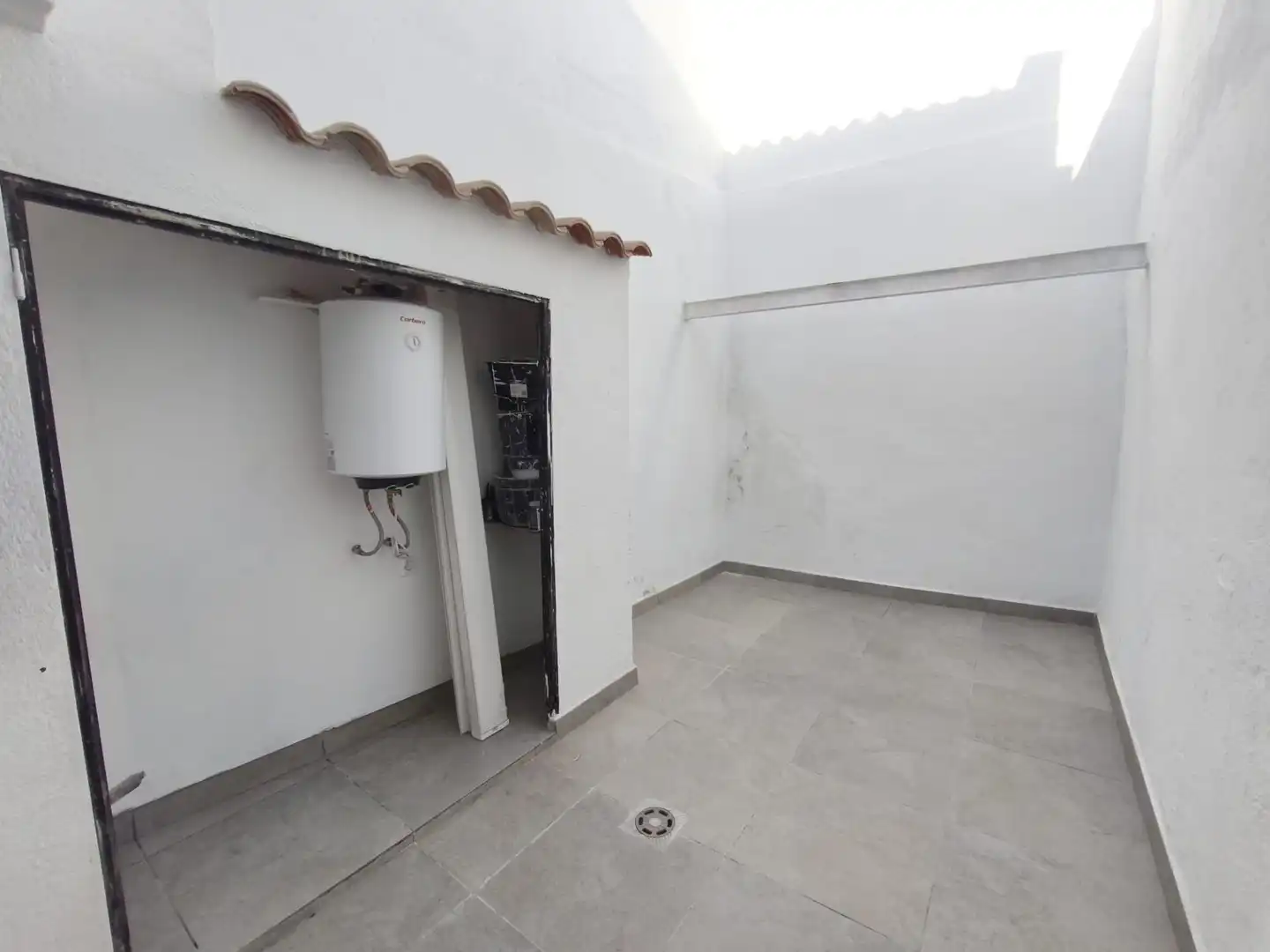 Houses for sale in Sabadell  with Air Conditioner, Parquet flooring and Terrace