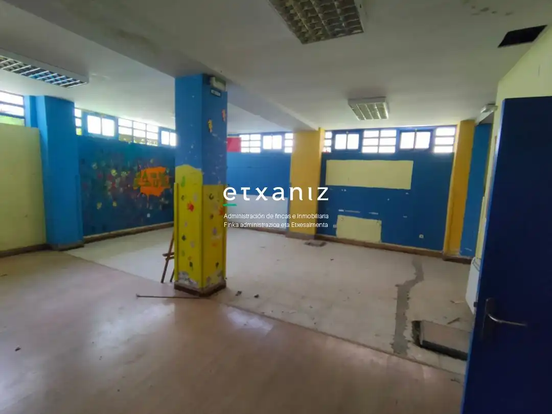 Commercial properties for sale in Lasarte-Oria