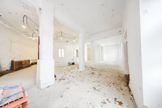 Local comercial en Alquiler en C. Esquilache en Vallehermoso