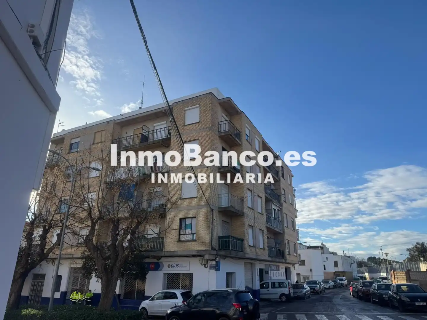 Vista exterior de Piso en venta en Chiva con Balcón