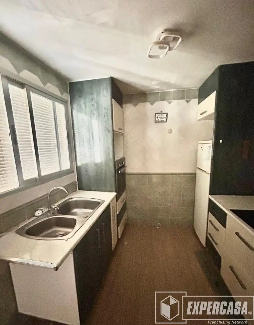 Cocina de Piso en venta en Alzira con Terraza y Trastero