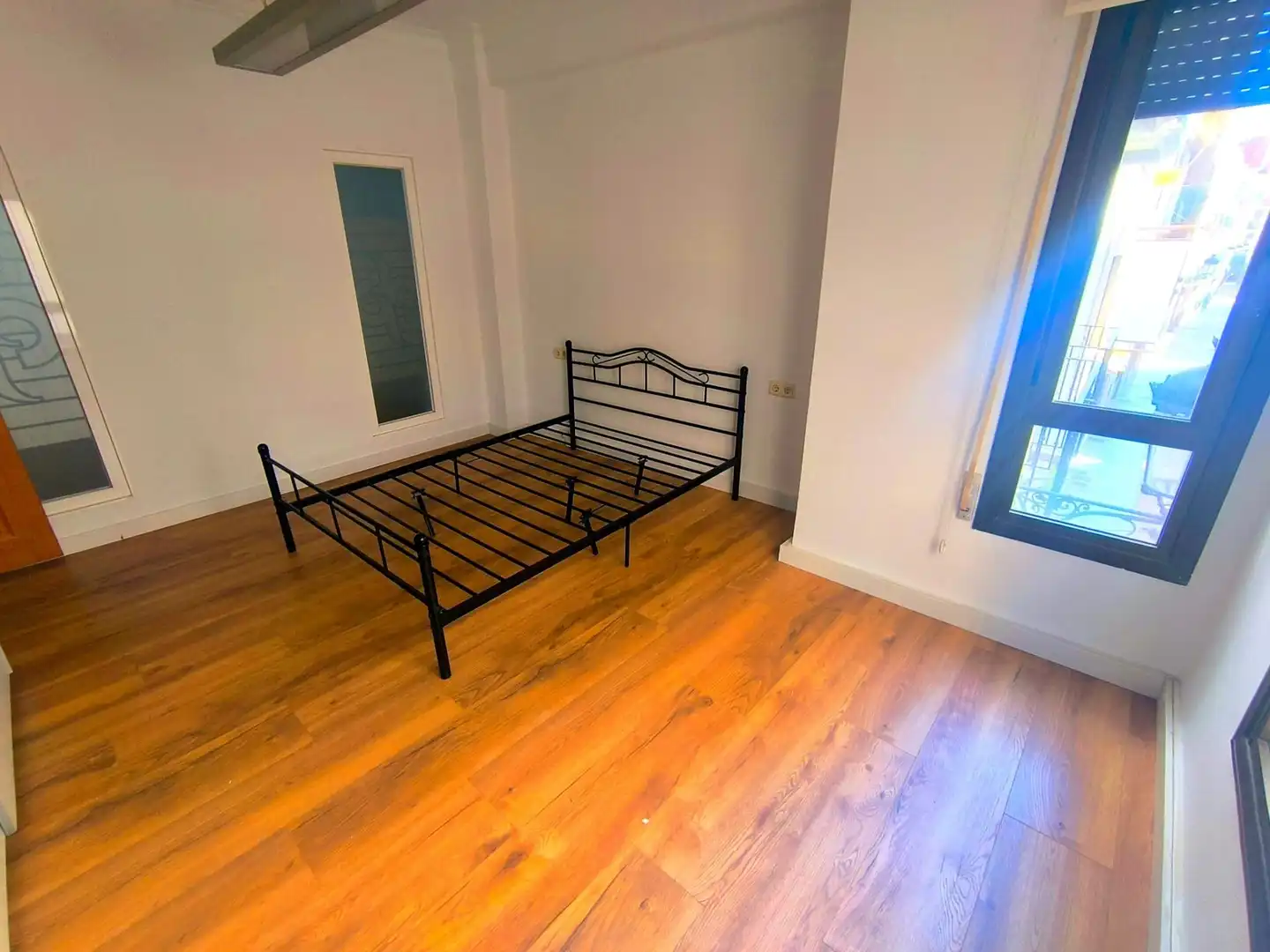 Habitación de Apartamento en venta en Castellón de la Plana / Castelló de la Plana con Aire acondicionado y Parquet