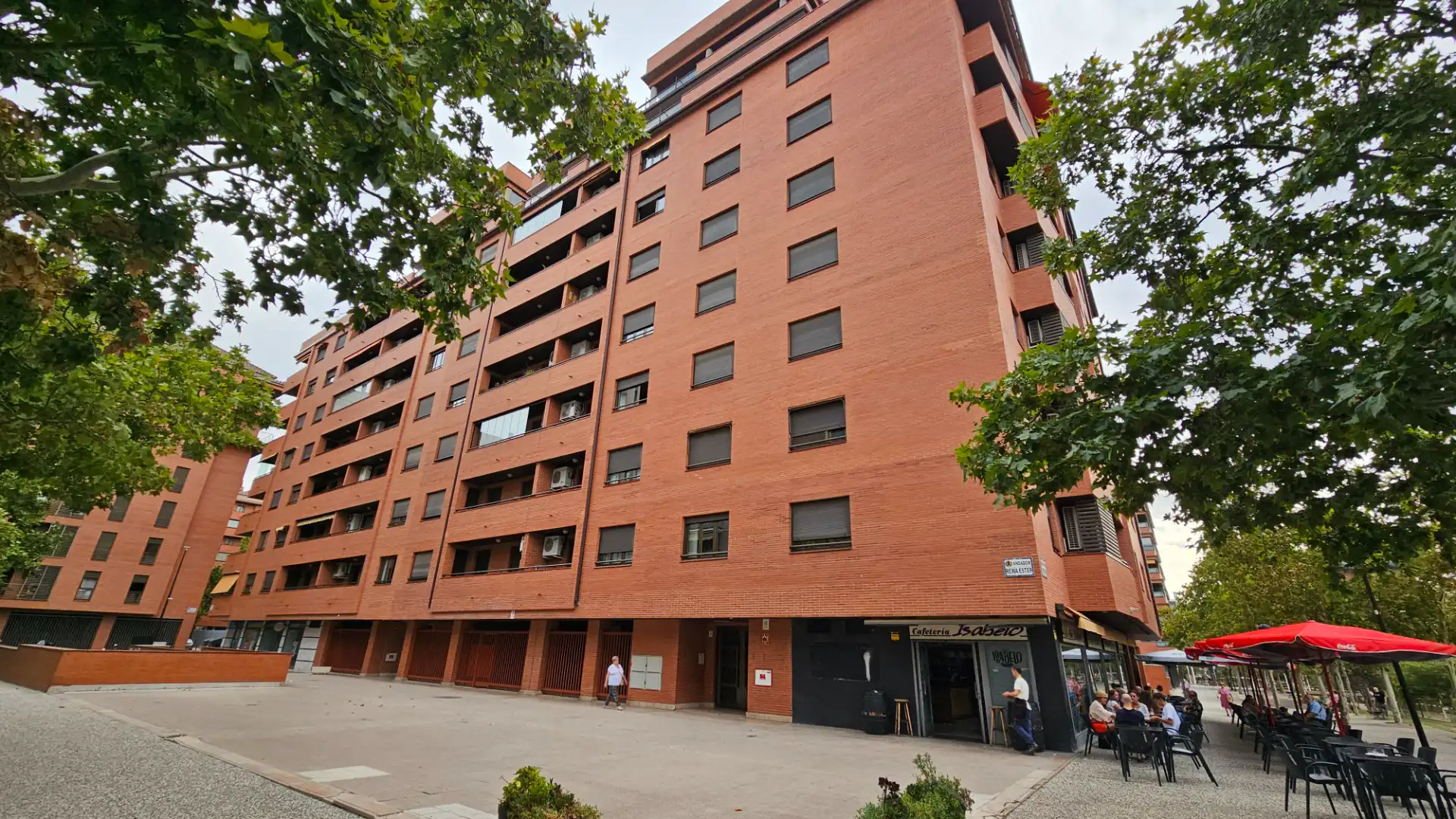 Vista exterior de Piso en venta en Zaragoza con Aire acondicionado, Calefacción y Terraza