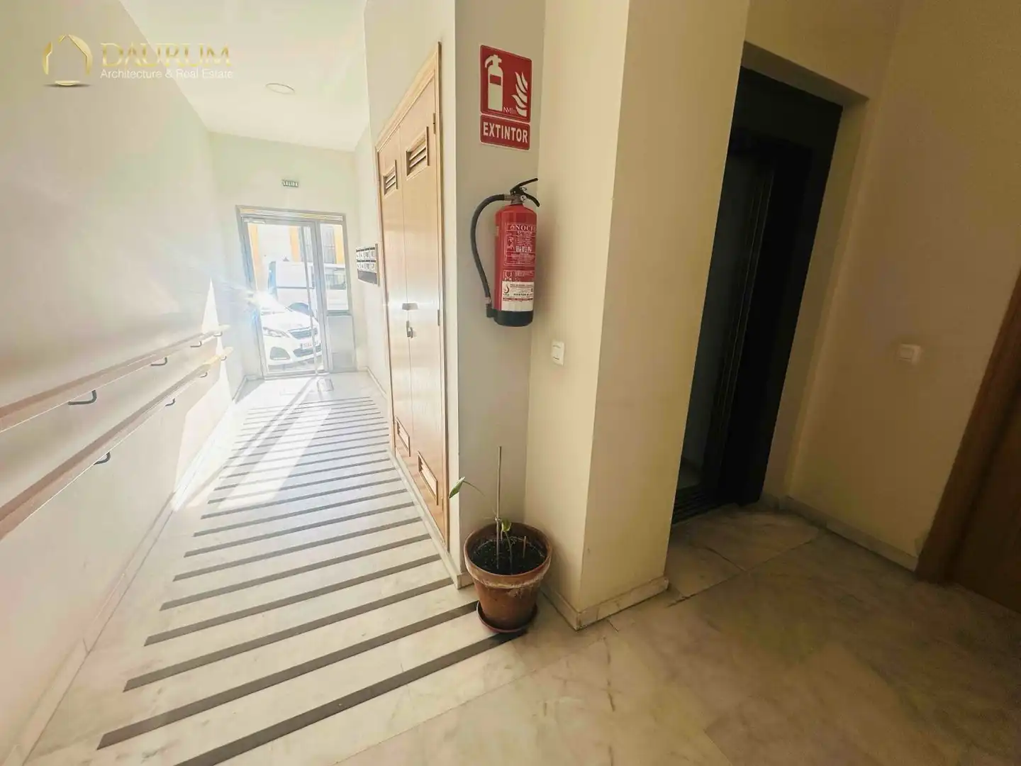 Flat for sale in Sevilla  with Air Conditioner, Heating and Terrace