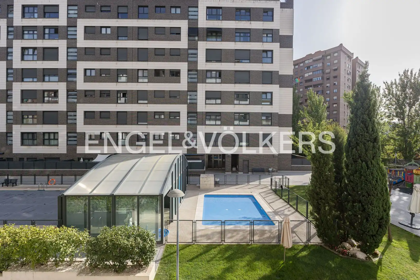 Flat for rent in Adelfas