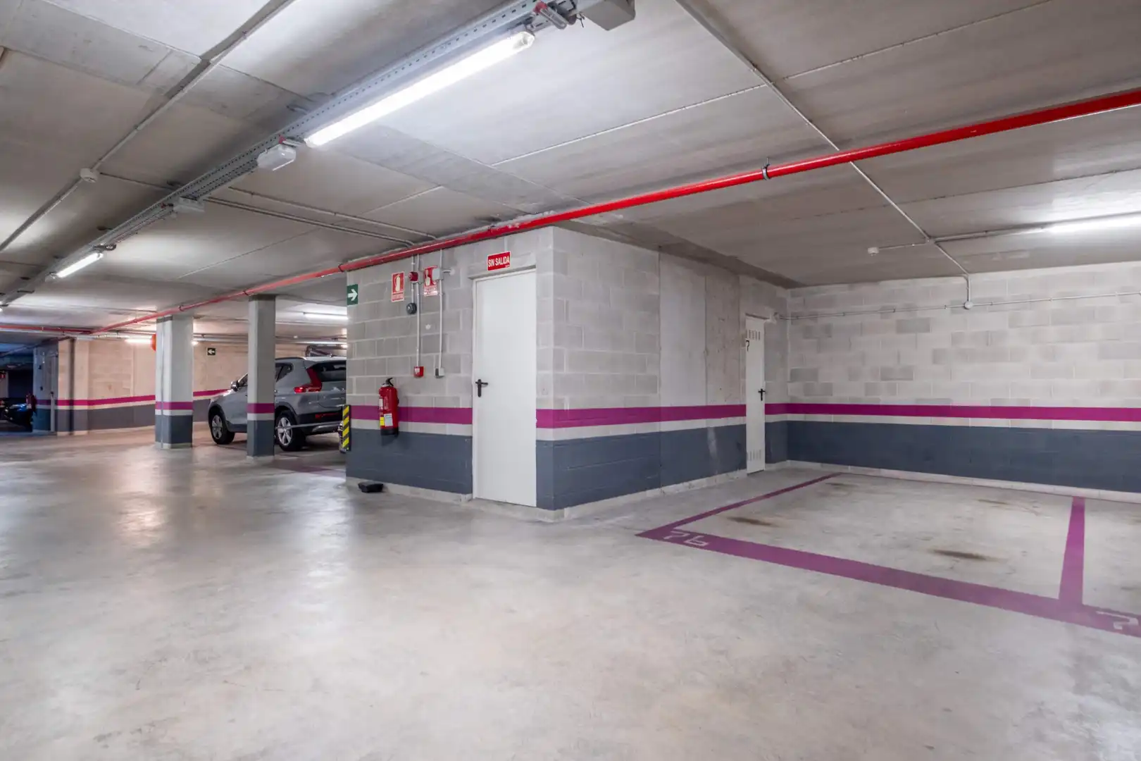 Parking de Ático en venta en Zaragoza con Calefacción, Jardín privado y Terraza