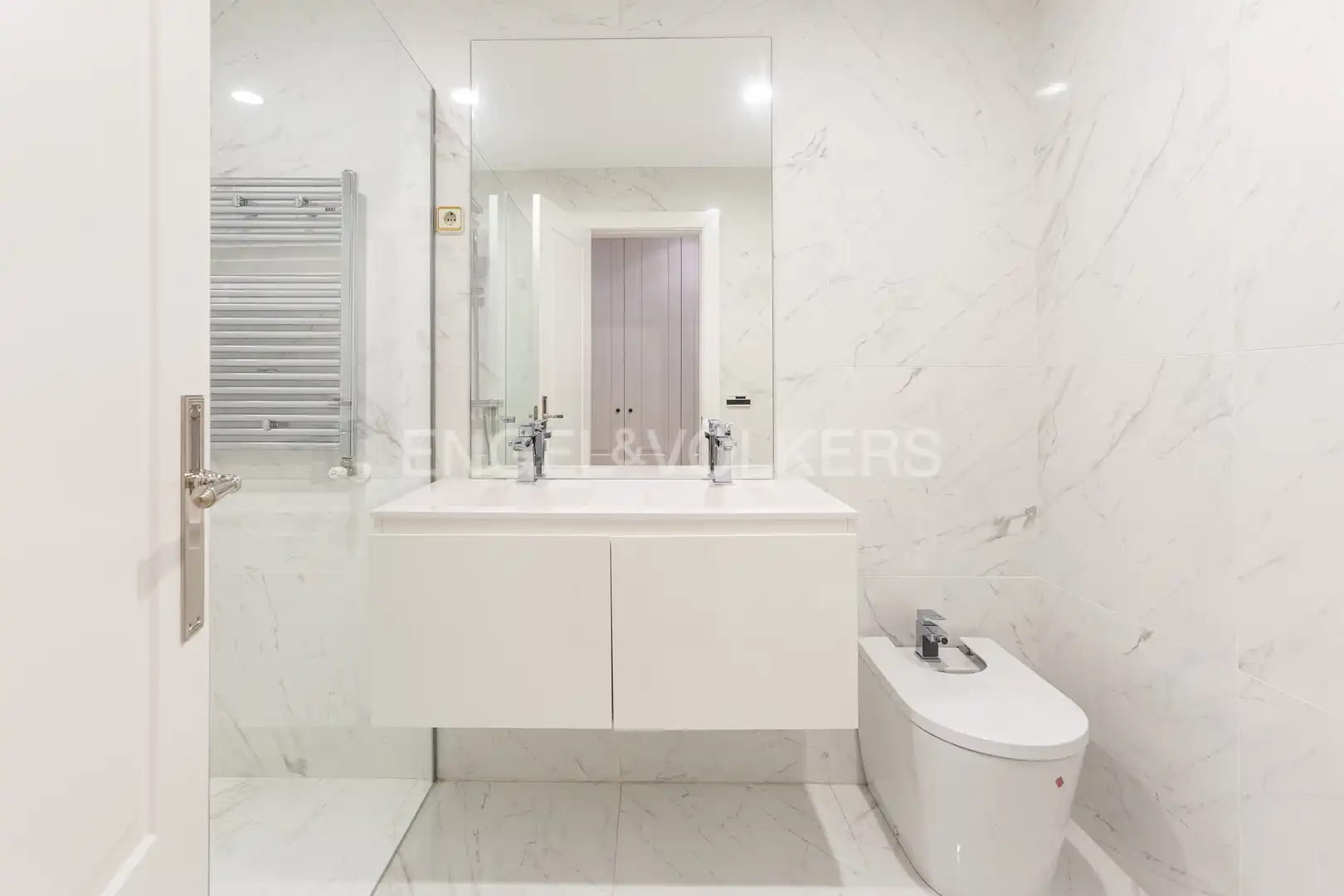 Casa con piscina en venta en Navalquejigo - Los Arroyos, imagen 17