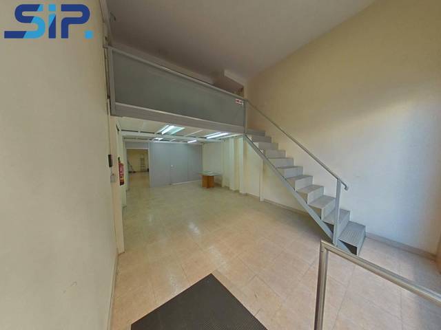 Local comercial en Alquiler en L'Espirall
