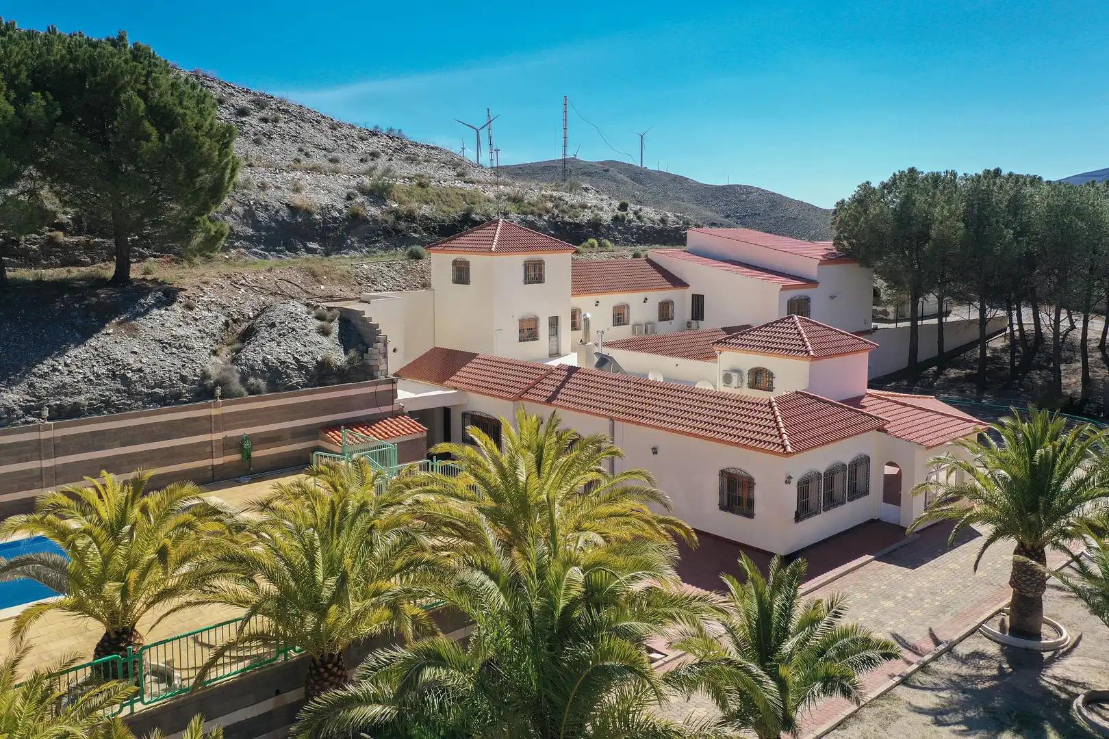 Casa rústica amb piscina en venda a Las Tres Villas, imagen 5