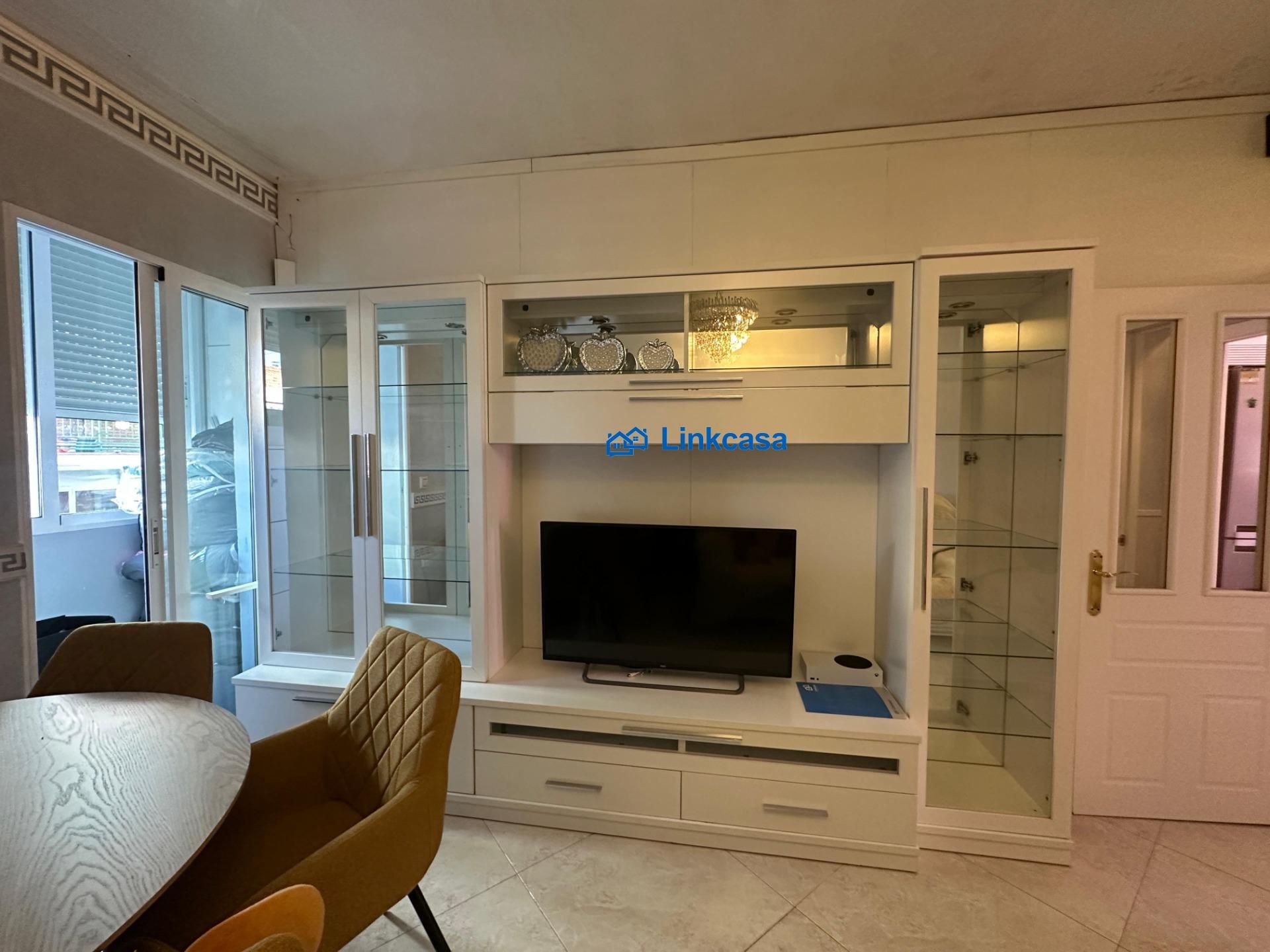 Sala d'estar de Pis en venda en  Madrid Capital amb Aire condicionat, Calefacció i Balcó