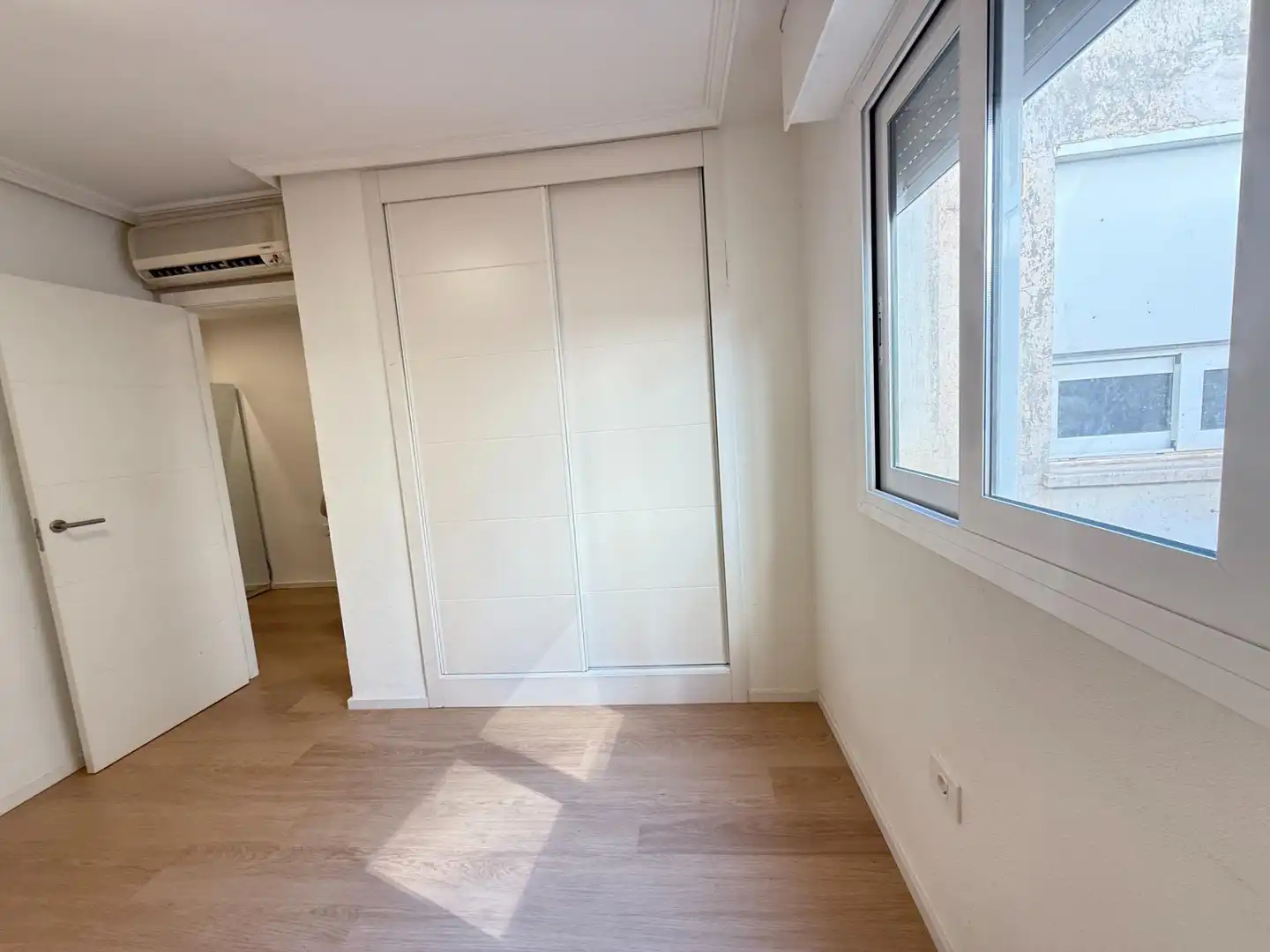 Dormitori de Apartament de lloguer en Murcia amb Aire condicionat i Calefacció