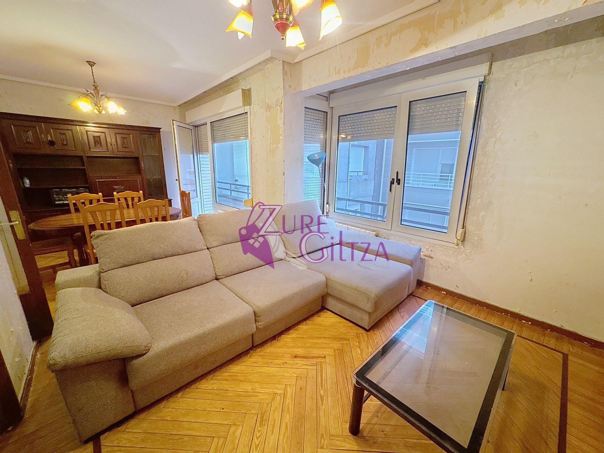 Living room of Flat for sale in Durango  with Heating, Storage room and Furnished