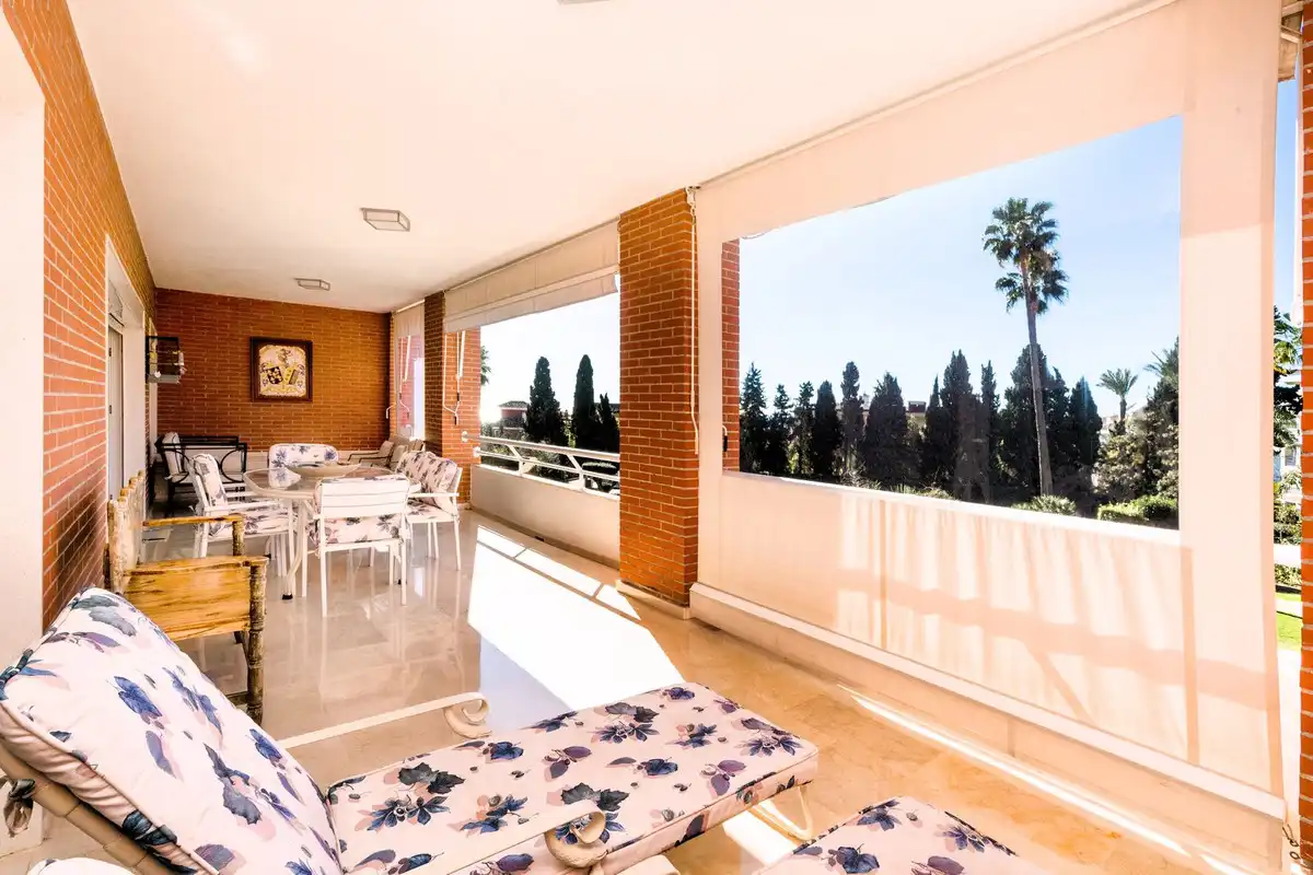 Terraza de Apartamento en venta en Marbella con Aire acondicionado, Amueblado y Internet