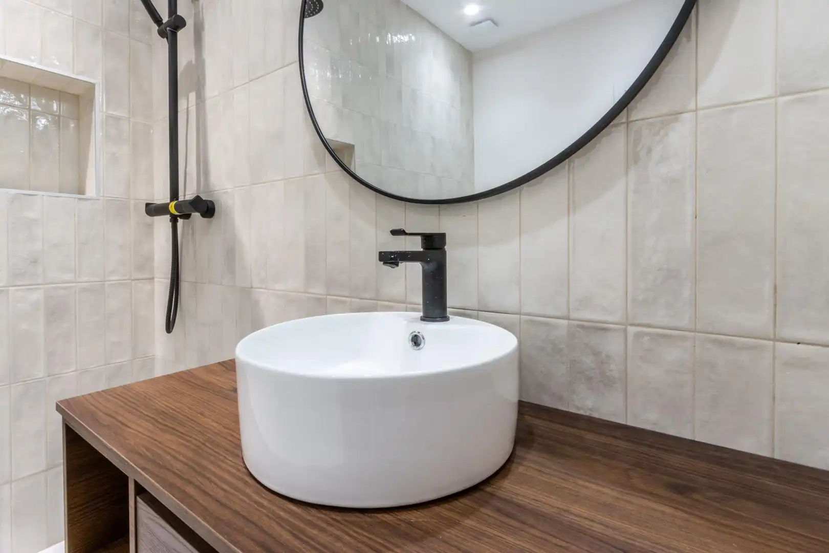 Bathroom of Houses for sale in Sabadell  with Terrace, Storage room and Alarm