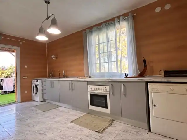 Küche von Haus oder Chalet zum Verkauf in Cervelló mit Klimaanlage, Privatgarten und Schwimmbad