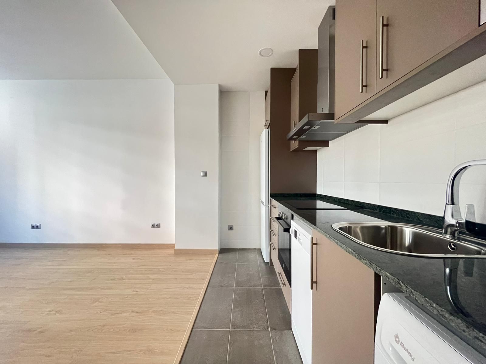 Cuina de Planta baixa en venda en  Barcelona Capital amb Calefacció