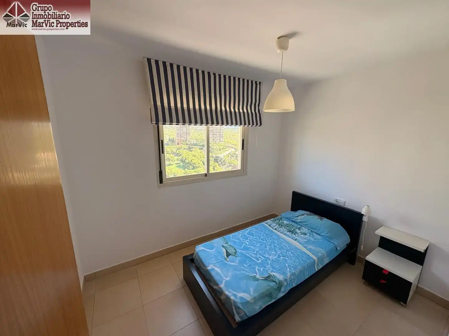 Dormitori de Pis en venda en Benidorm amb Aire condicionat, Terrassa i Moblat