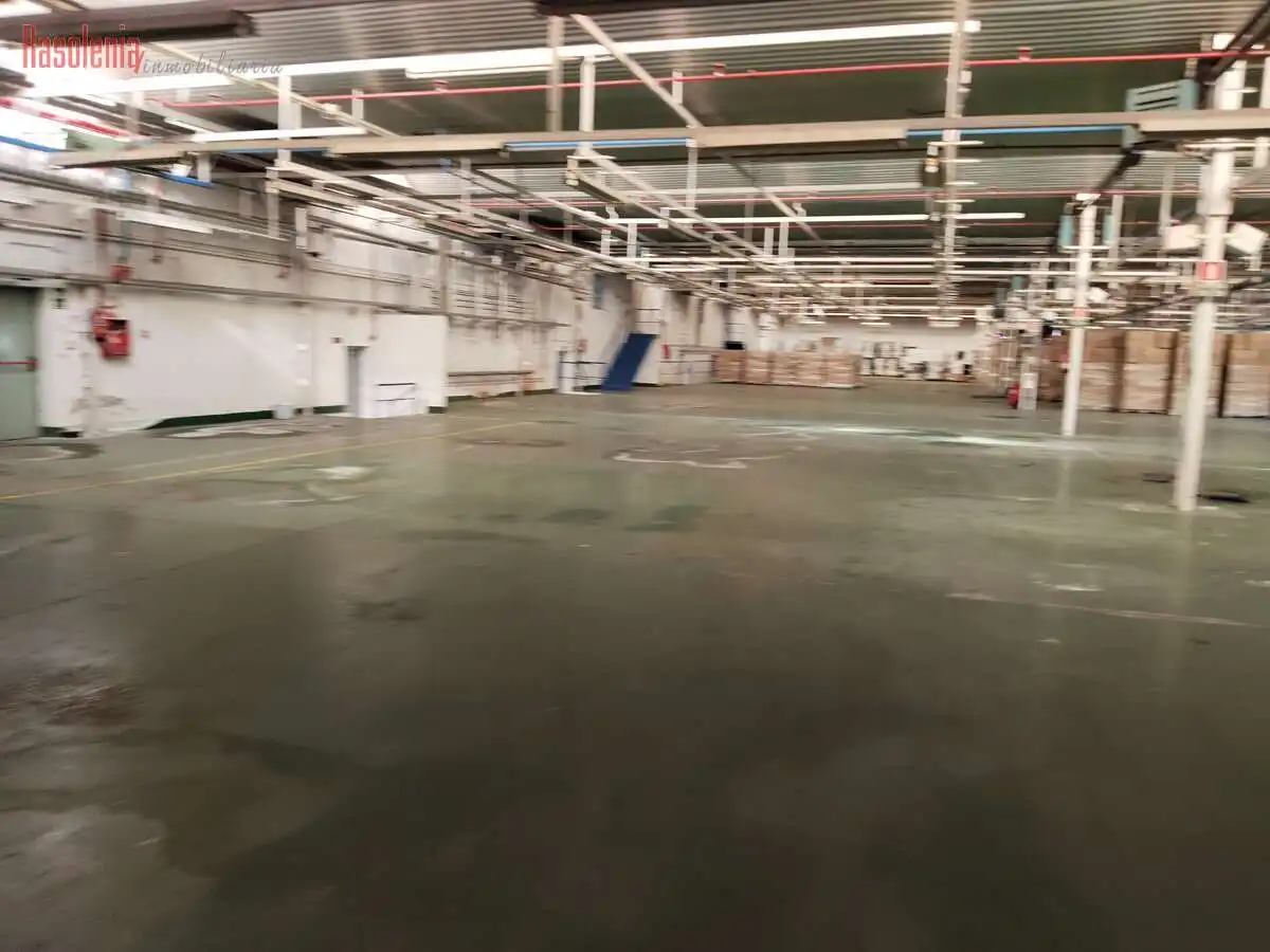 Fabrikhallen zum Verkauf in A pega, 1, A Malata - Catabois - Ciudad Jardín