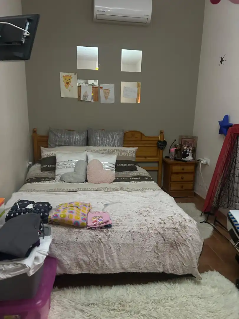 Dormitori de Casa o xalet en venda en Jaén amb Aire condicionat, Traster i Moblat