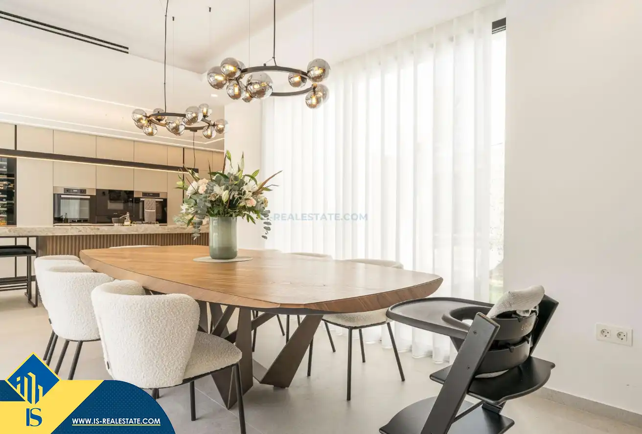 Villa con piscina in vendita a Nueva Andalucía, imagen 4