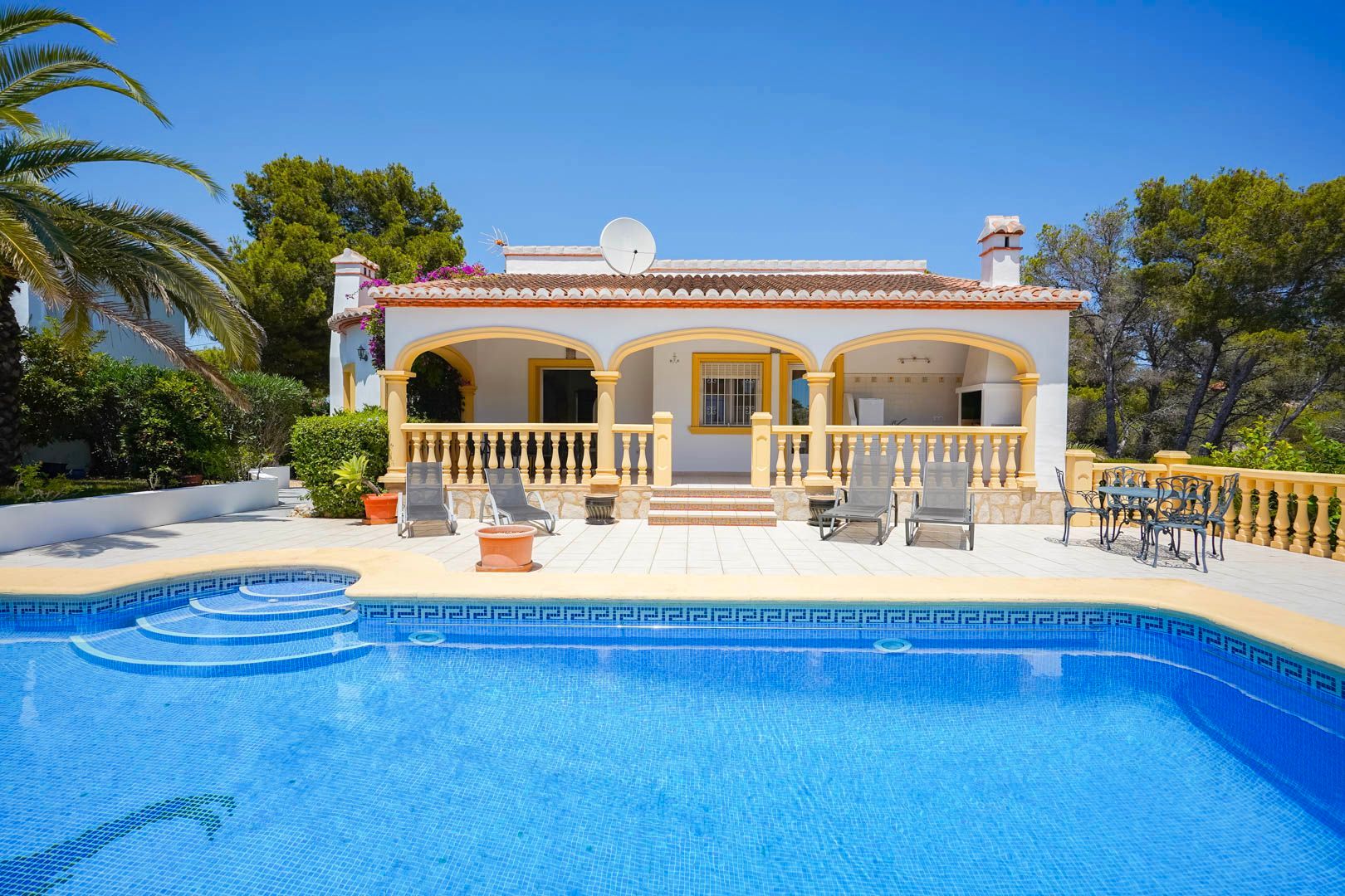 Exterior view of Country house for sale in Jávea / Xàbia  with Heating, Private garden and Terrace