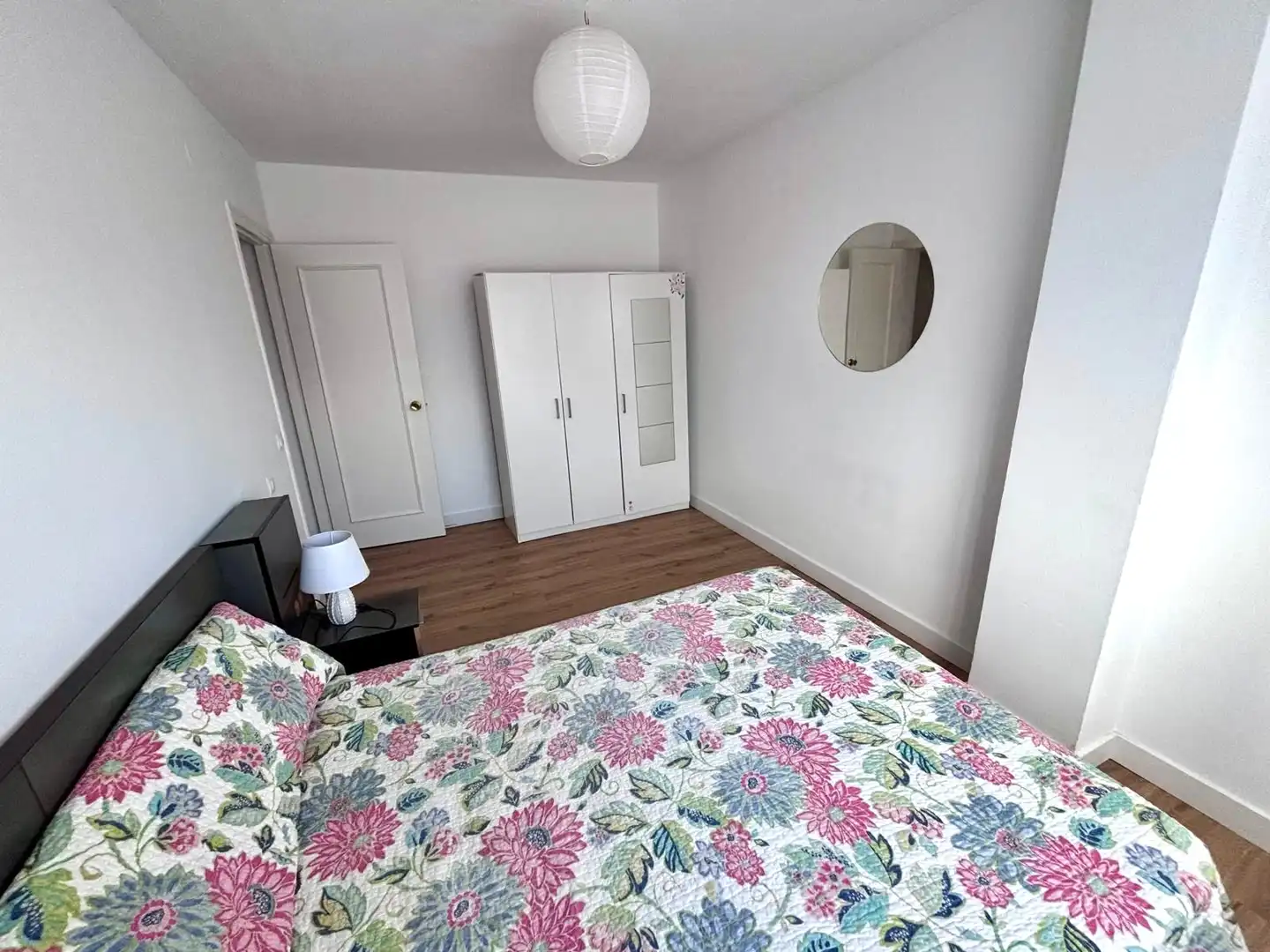 Habitación de Piso en venta en Gijón  con Calefacción, Parquet y Trastero